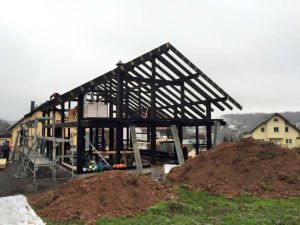 Modernes Fachwerkhaus bauen Neubau Bauphase